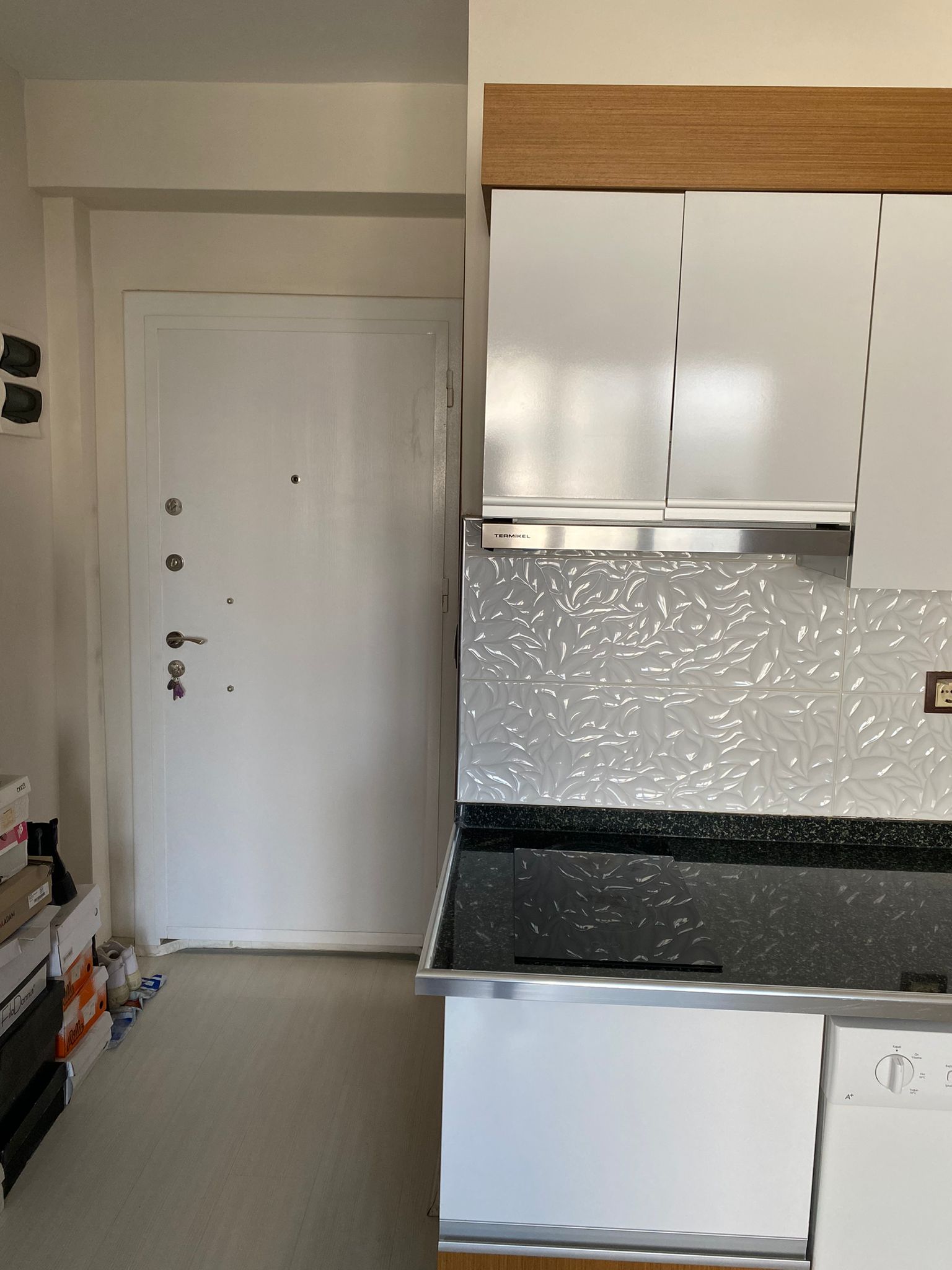 Buca Atatürk Mh. Üniversite Yakını Eşyalı Satılık 1+0 Daire